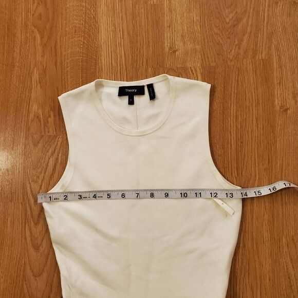 Theory Pleated Prosecco Sleeveless Peplum Top sz P - Picture 10 of 13